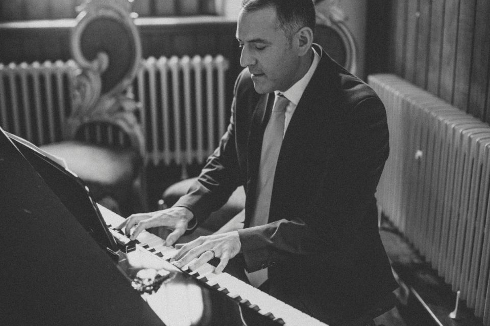 Bryan Edery Pianist