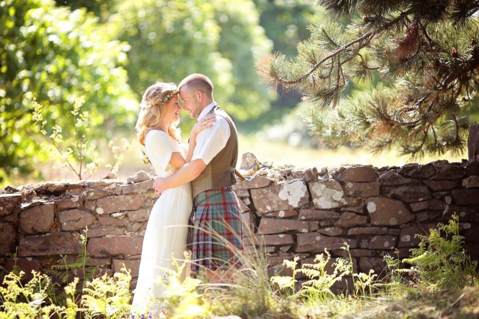 The happy couple in their incredible wedding venue.