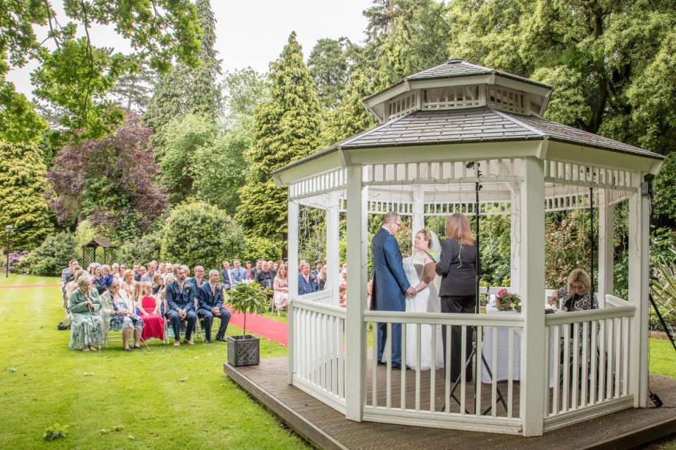 And this stunning outdoor wedding!