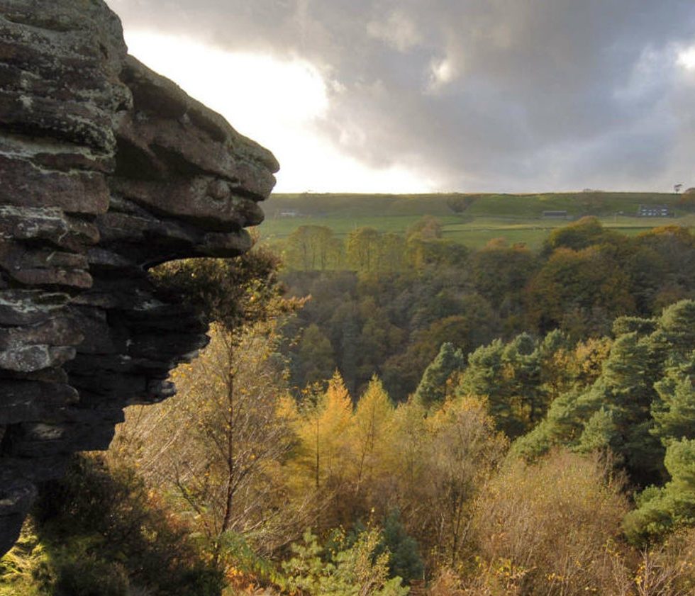 Imagine a wedding with THIS view! First decide where to marry, then choose a venue.