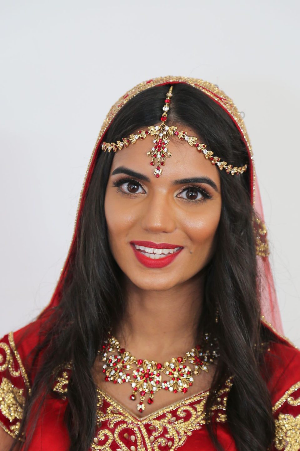 George Baird Photography captured this beautiful bright-eyed bride.