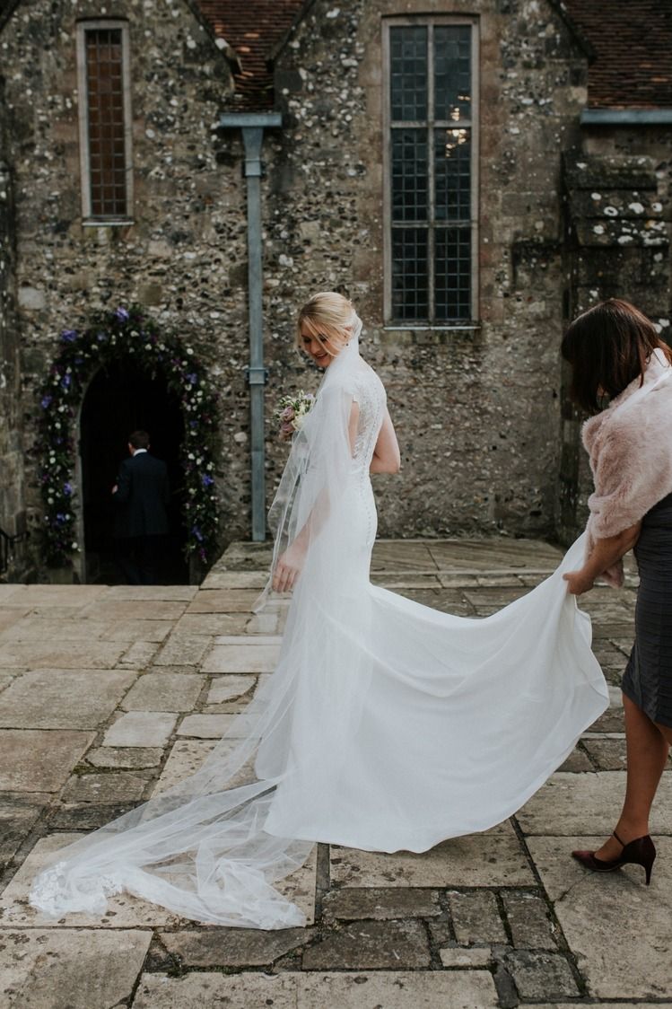 How gorgeous is this dress?!