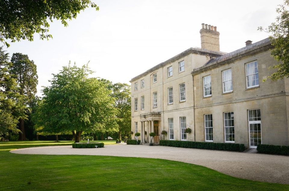 It really is a picture perfect setting for a wedding.