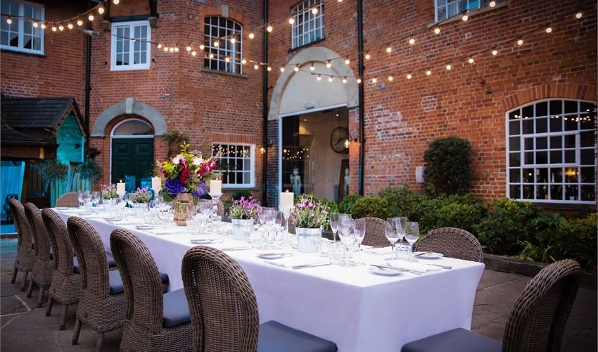 How beautiful is this outdoor courtyard.