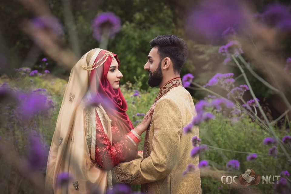 Beautiful photography for this lucky couple.