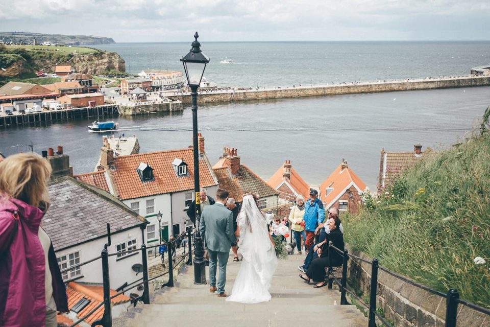 How beautiful is this wedding photo?!