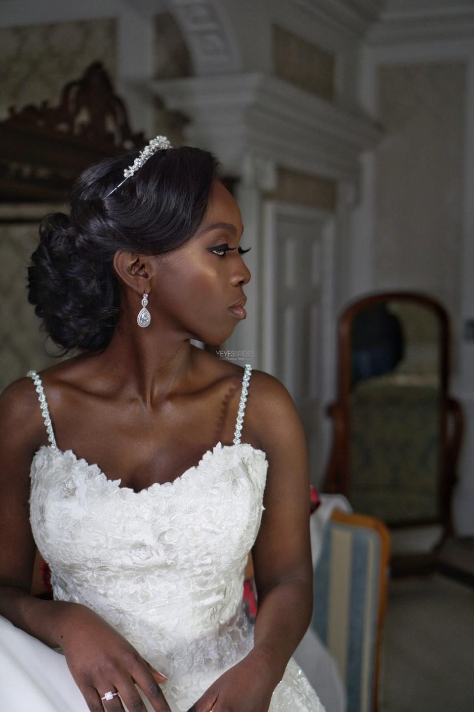 And the bride herself looked so beautiful in such a wonderful gown!