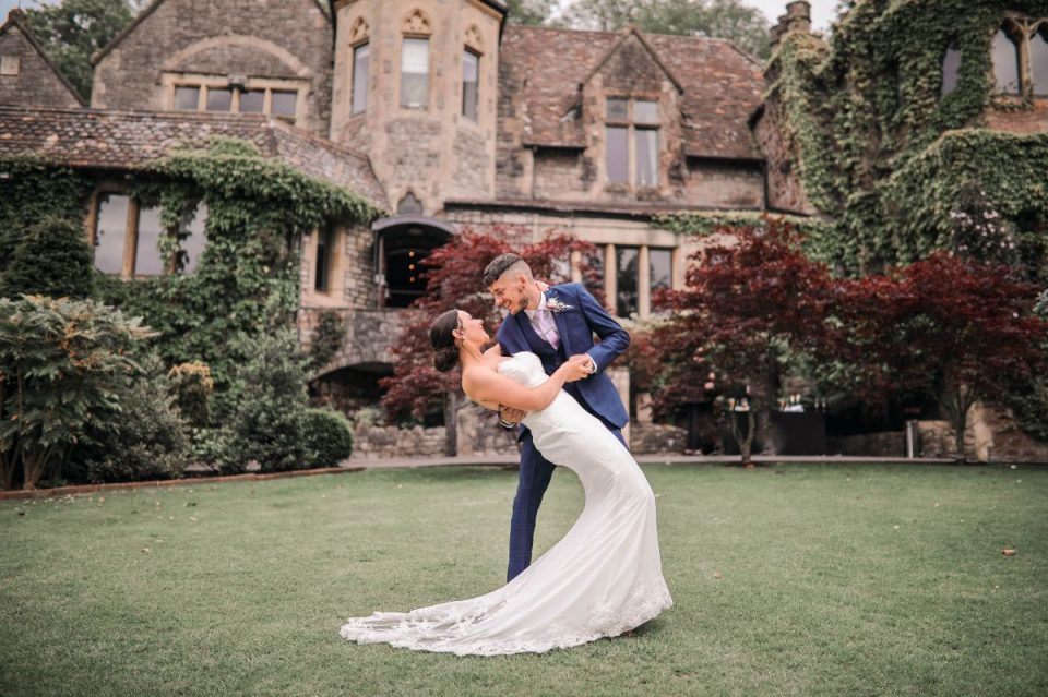 Have beautiful wedding photos in the grounds.