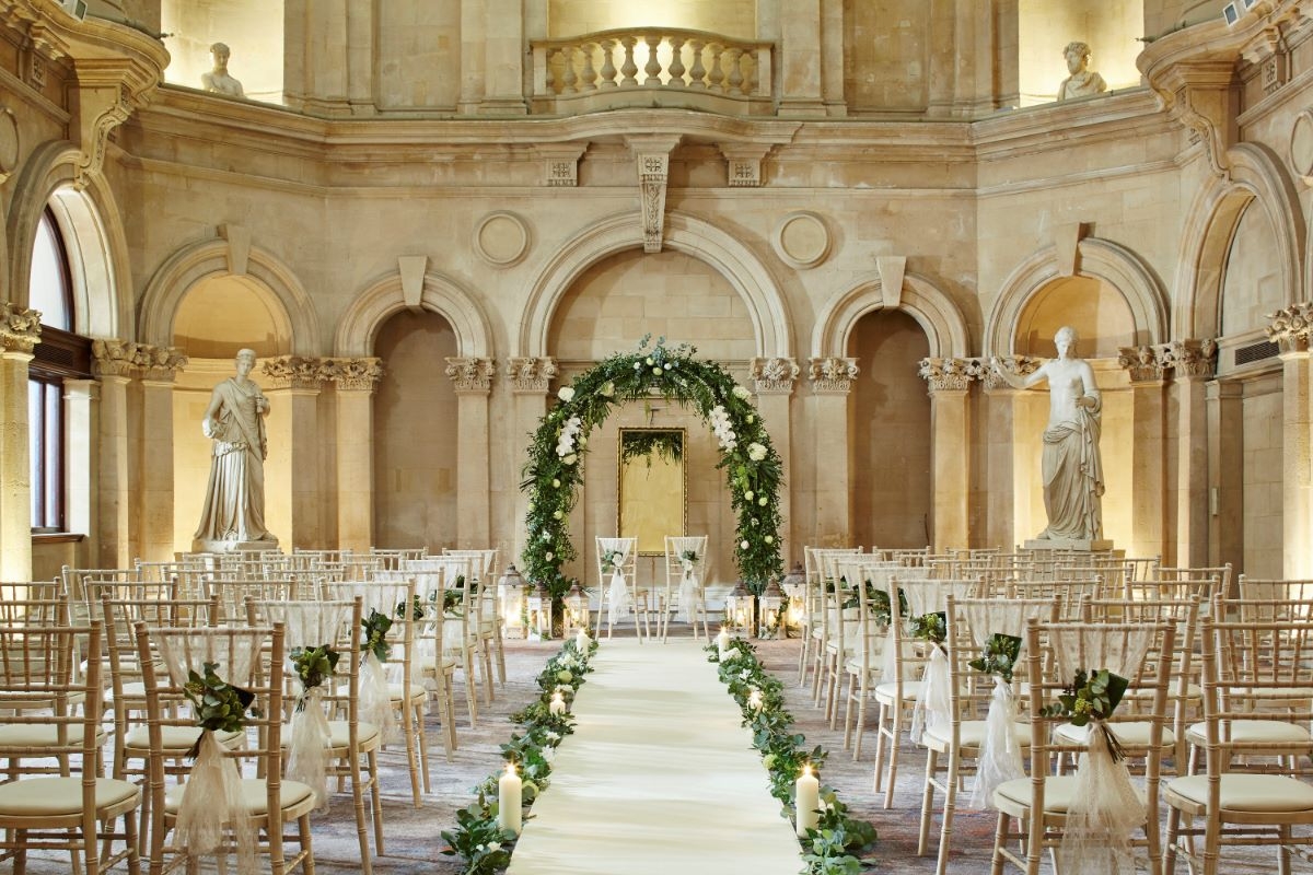 How beautiful is this aisle? I feel like this aisle is hard to compete with in the UK let alone Bristol!