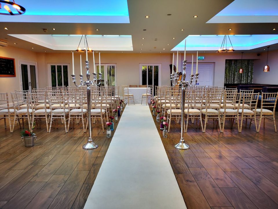 Imagine walking down this lovely aisle!